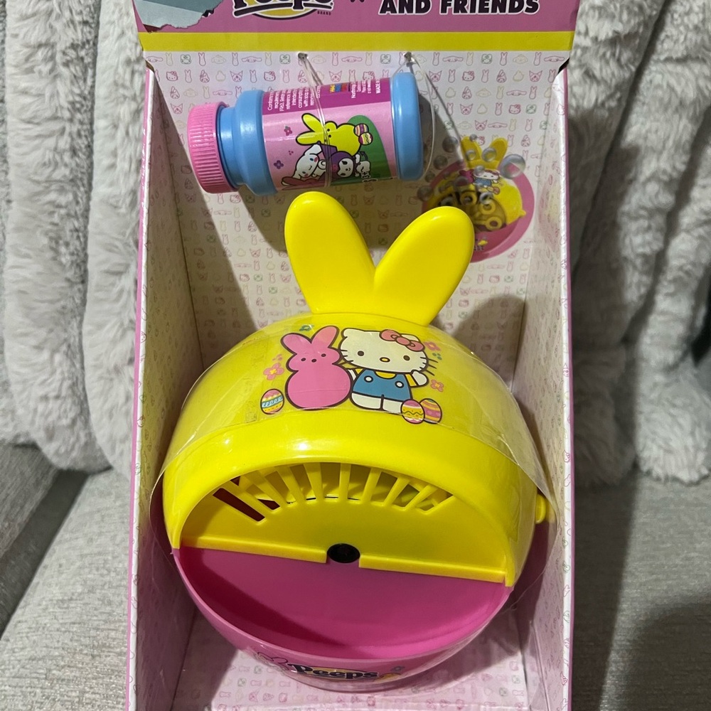 Hello Kitty Bubble Maker - Yellow and Pink